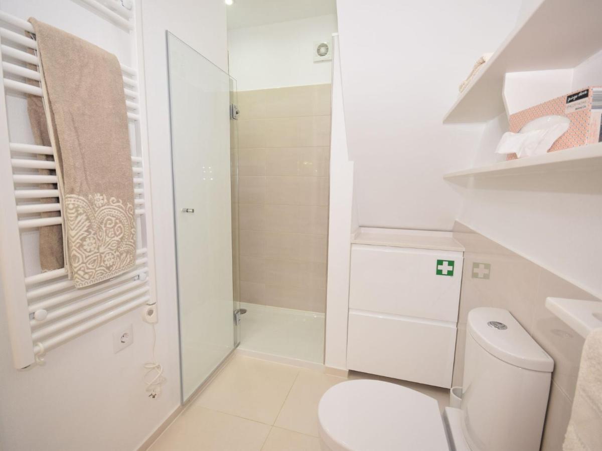 Modern Holiday Home In Olh O With Terrace オリョン エクステリア 写真